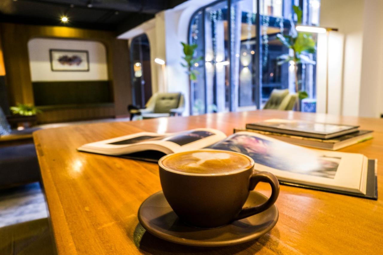 Nomad Hotel Lazimpat Катманду Екстериор снимка