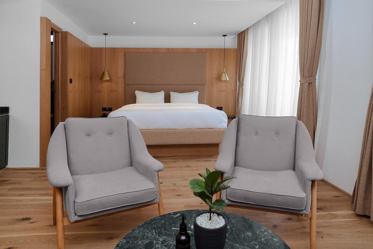 Nomad Hotel Lazimpat Катманду Екстериор снимка