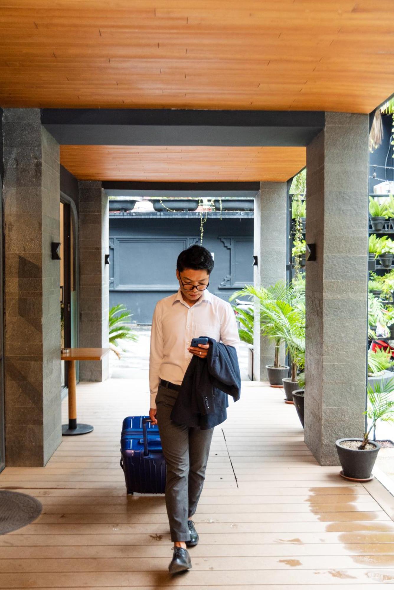 Nomad Hotel Lazimpat Катманду Екстериор снимка