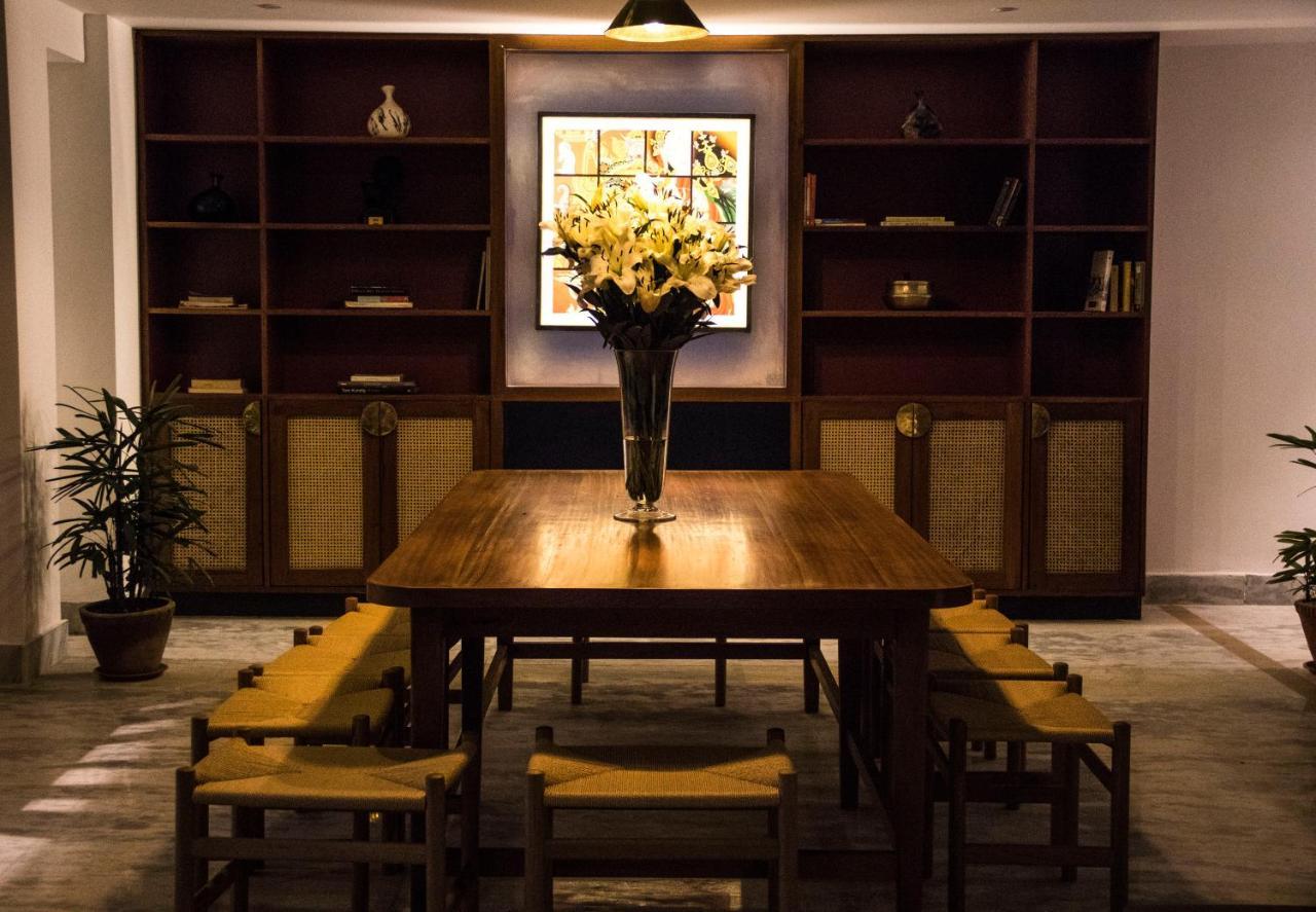 Nomad Hotel Lazimpat Катманду Екстериор снимка