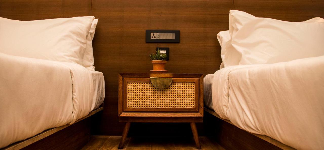 Nomad Hotel Lazimpat Катманду Екстериор снимка