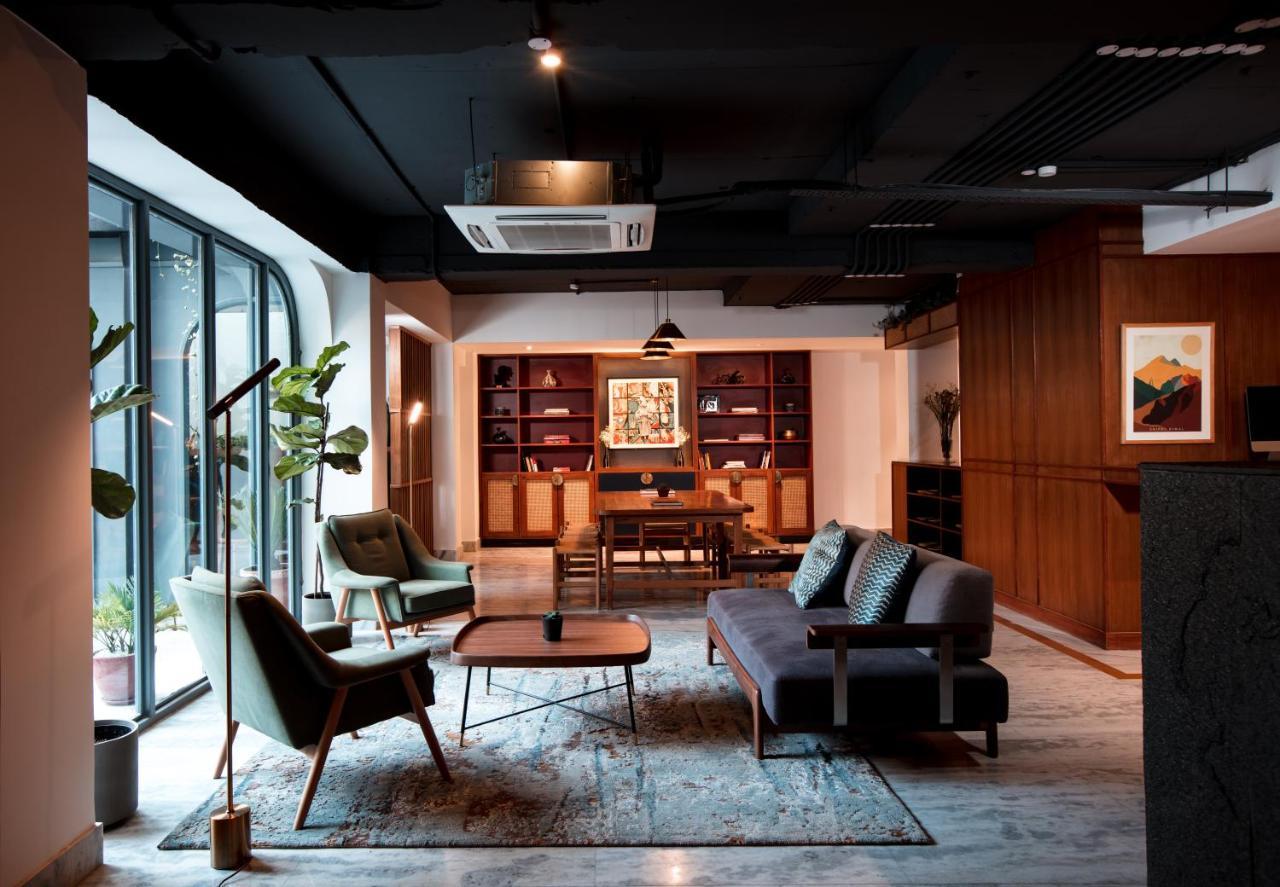 Nomad Hotel Lazimpat Катманду Екстериор снимка