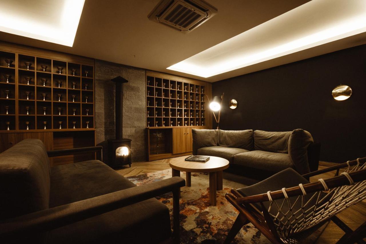 Nomad Hotel Lazimpat Катманду Екстериор снимка