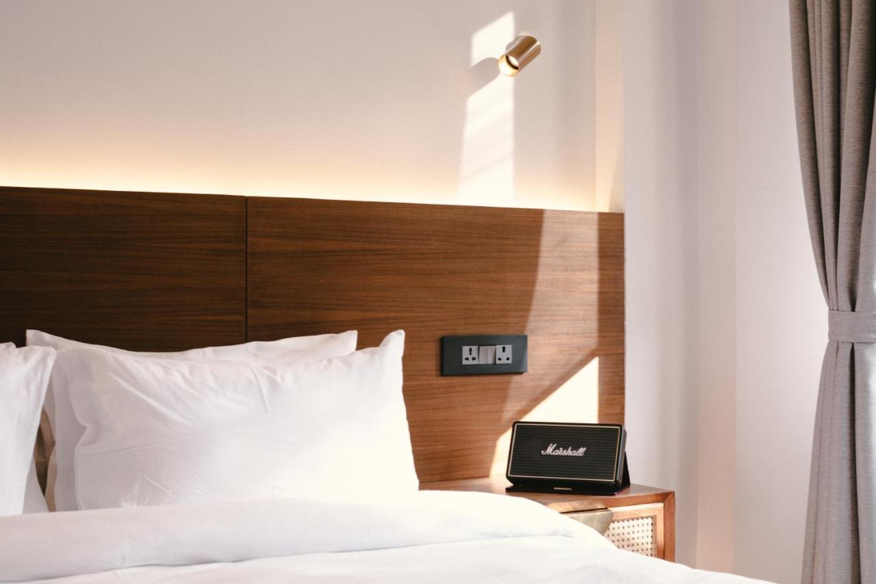 Nomad Hotel Lazimpat Катманду Екстериор снимка